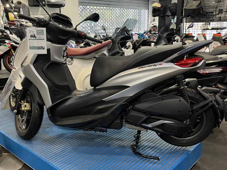 PIAGGIO BEVERLY 300